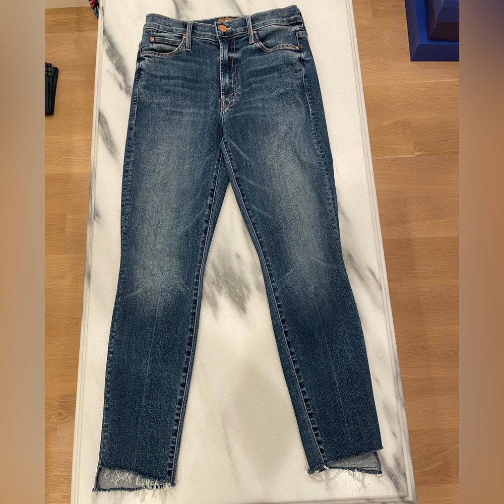 MOTHER Jeans Stunner Zip Ankle Step Fray in Walking On Coals Size 27